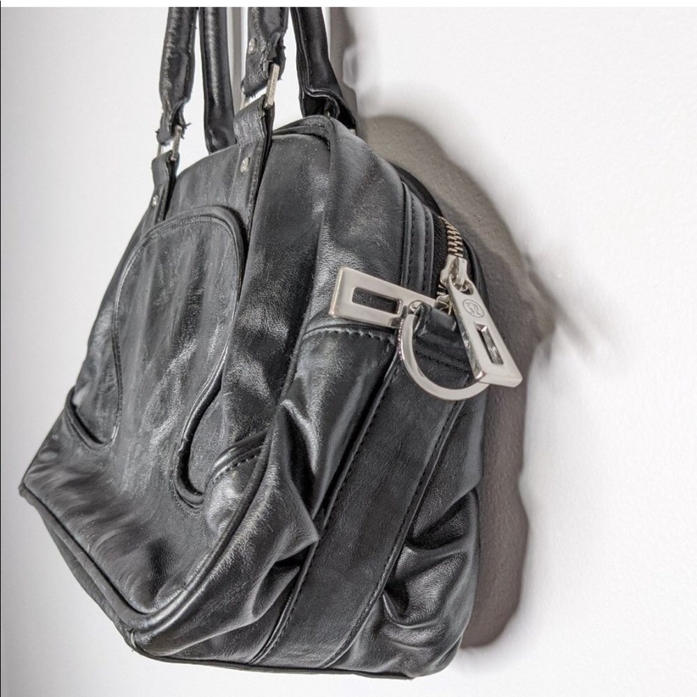 Lululemon handbag - Picture 13 of 16